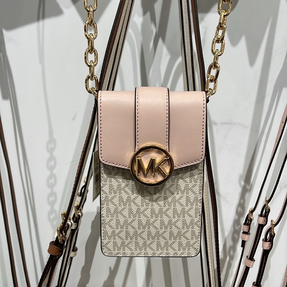Michael Kors Carmen Small Logo Smartphone Crossbody Bag
Powder Blush Multi - Picture 10 of 16